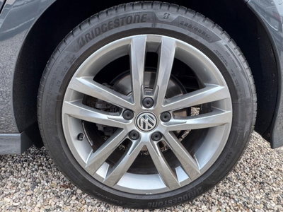 Volkswagen Golf 2.0 TDI 5p. Sport Edition BlueMotion Tech. (14)
