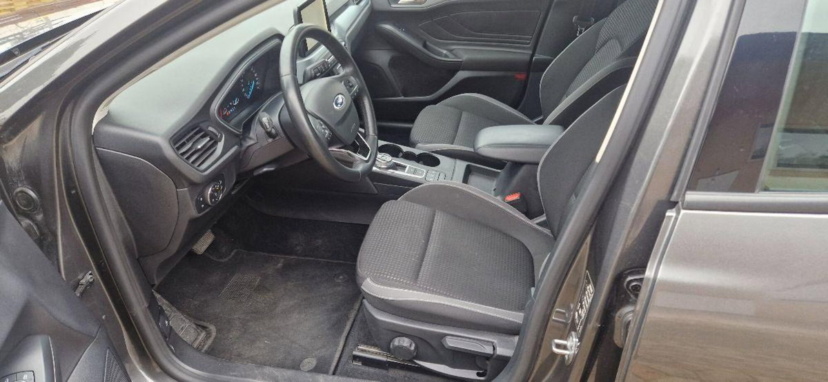 Ford Focus Station Wagon 1.5 TDCi 120 CV Start&Stop SW Plus (8)