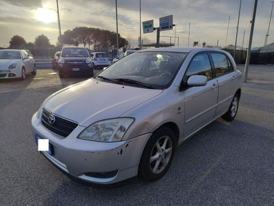 Toyota Corolla 1.16V 5 porte usata