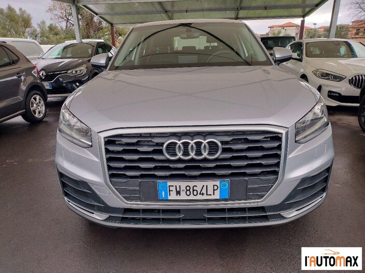 Audi Q2 Q2 30 TFSI Business (2)