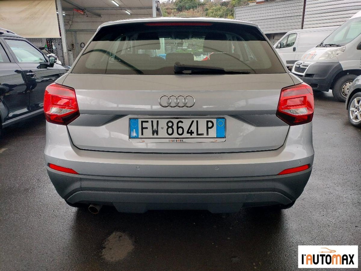 Audi Q2 Q2 30 TFSI Business (5)