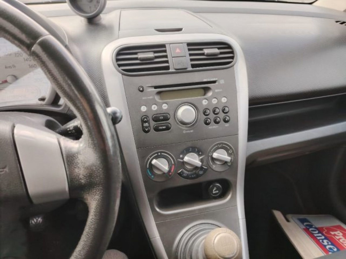 Suzuki Splash 1.0 GPL GLS (7)