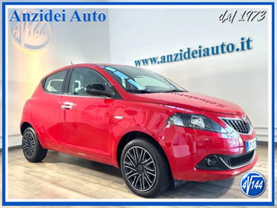 Lancia Ypsilon 1.0 FireFly 5 porte S&S Hybrid Gold Plus usata