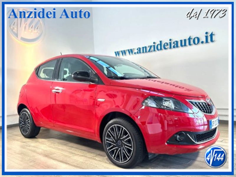 Lancia Ypsilon 1.0 FireFly 5 porte S&S Hybrid Gold Plus
