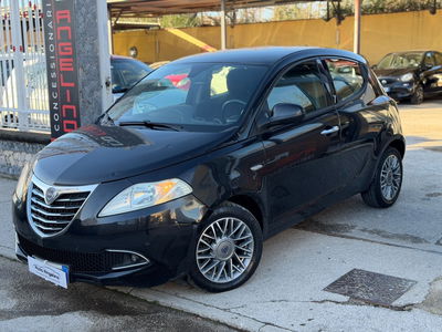 Lancia Ypsilon 0.9 TwinAir 85 CV 5 porte S&S Silver usata
