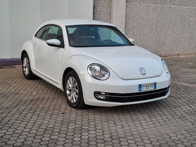 Volkswagen Maggiolino 1.6 TDI Design usata