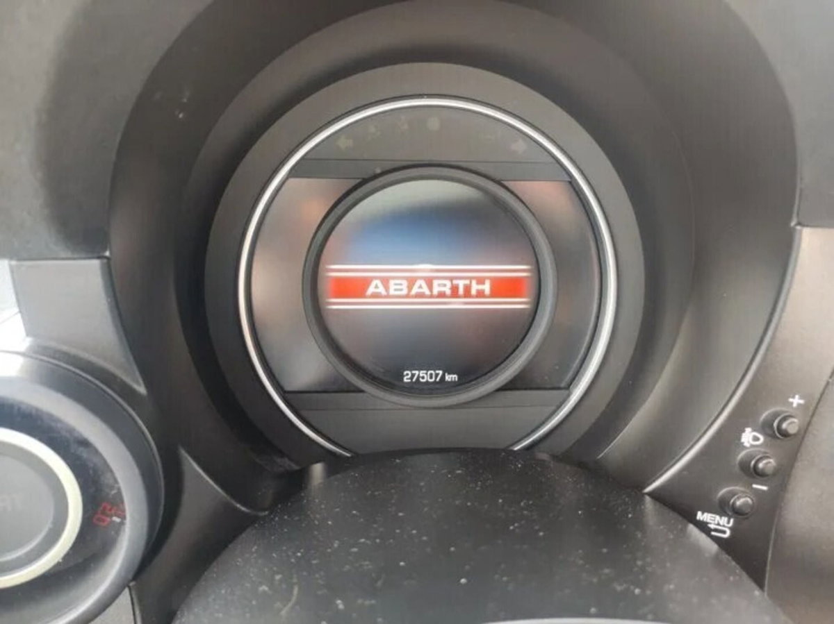 Abarth 695 695 1.4 Turbo T-Jet 180 CV Esseesse (8)