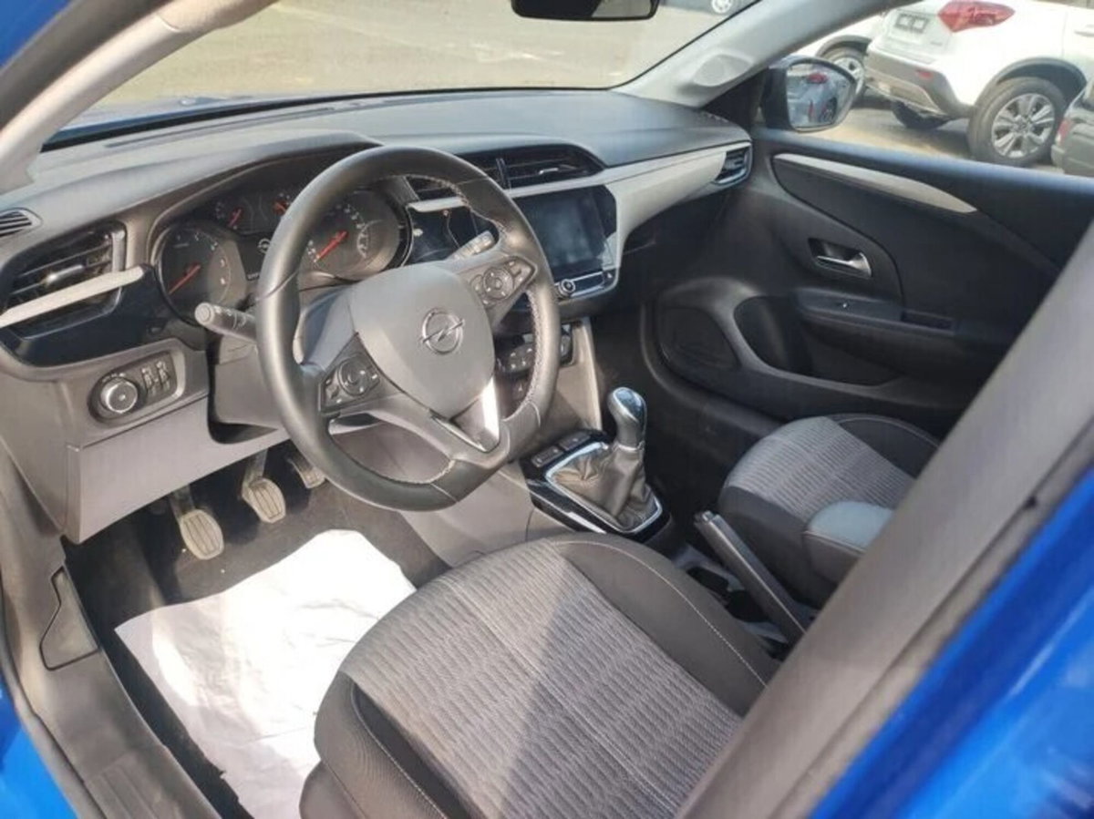 Opel Corsa 1.2 Edition (7)