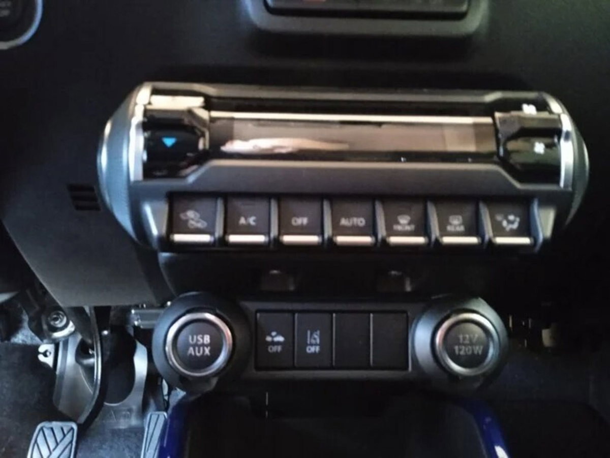 Suzuki Ignis 1.2 Hybrid Easy Top (10)