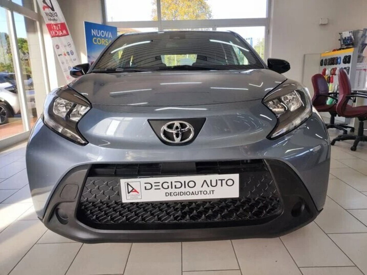 Toyota Aygo X 1.0 VVT-i 72 CV 5 porte Limited Air (3)