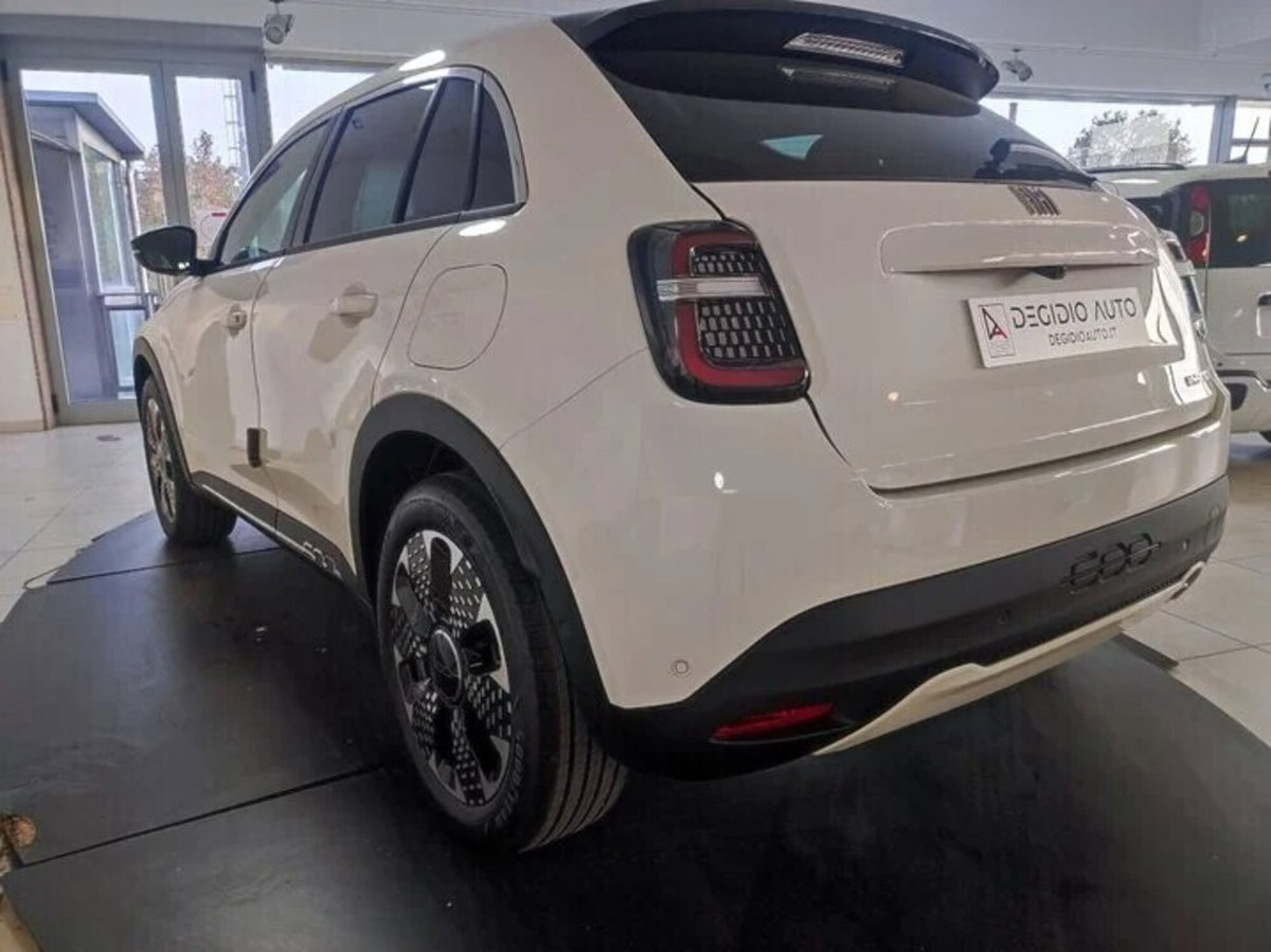 Fiat 600 1.2 hybrid La Prima 110cv auto (4)