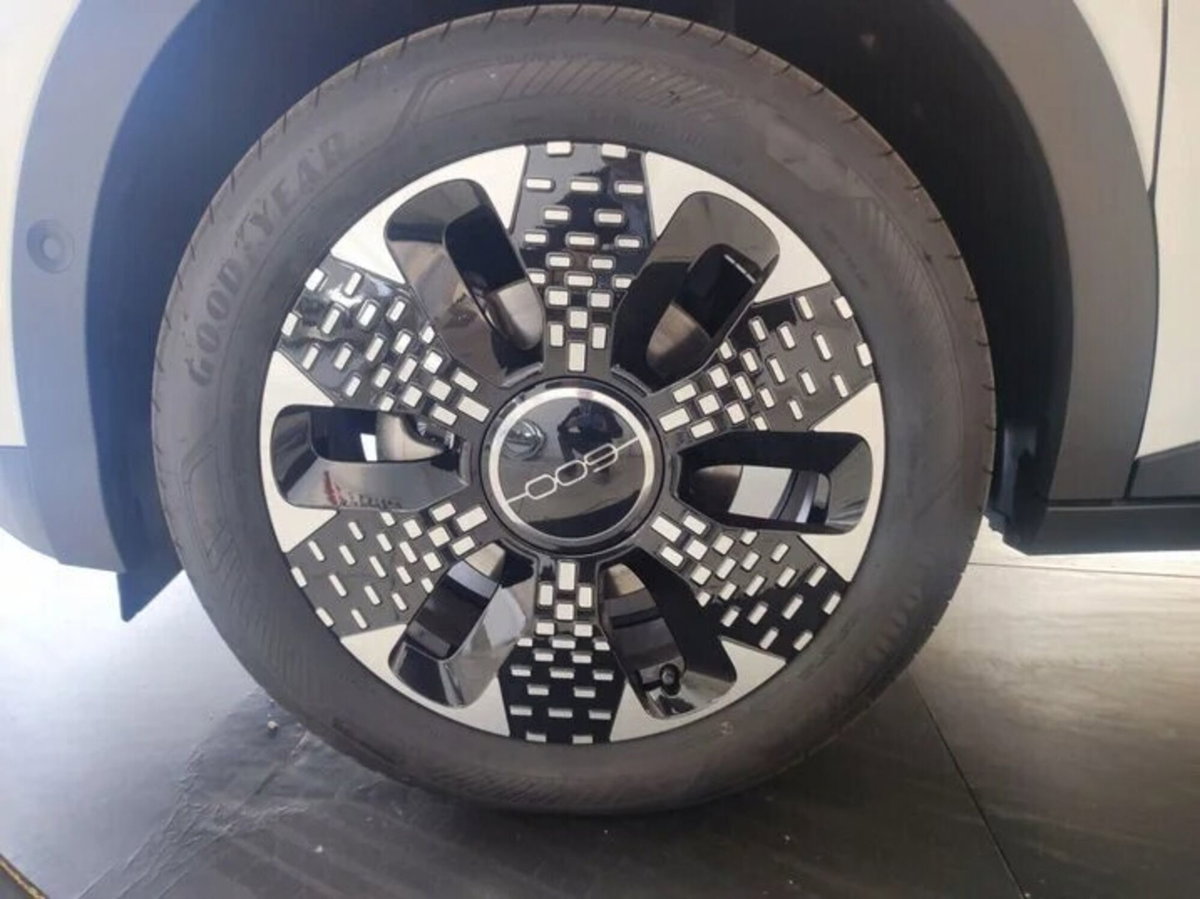 Fiat 600 1.2 hybrid La Prima 110cv auto (5)