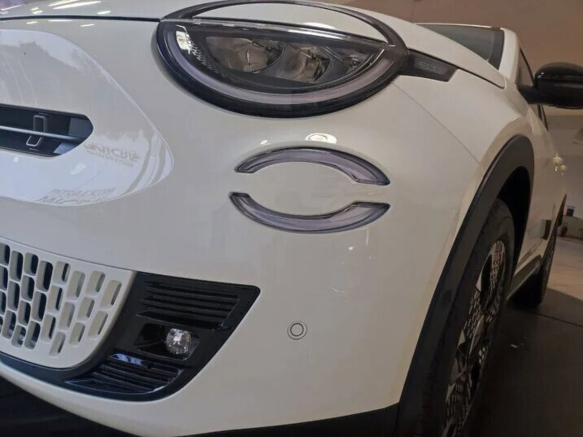 Fiat 600 1.2 hybrid La Prima 110cv auto (6)