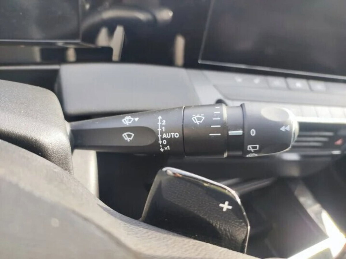 Opel Astra 1.5 Turbo Diesel 130 CV Edition (10)