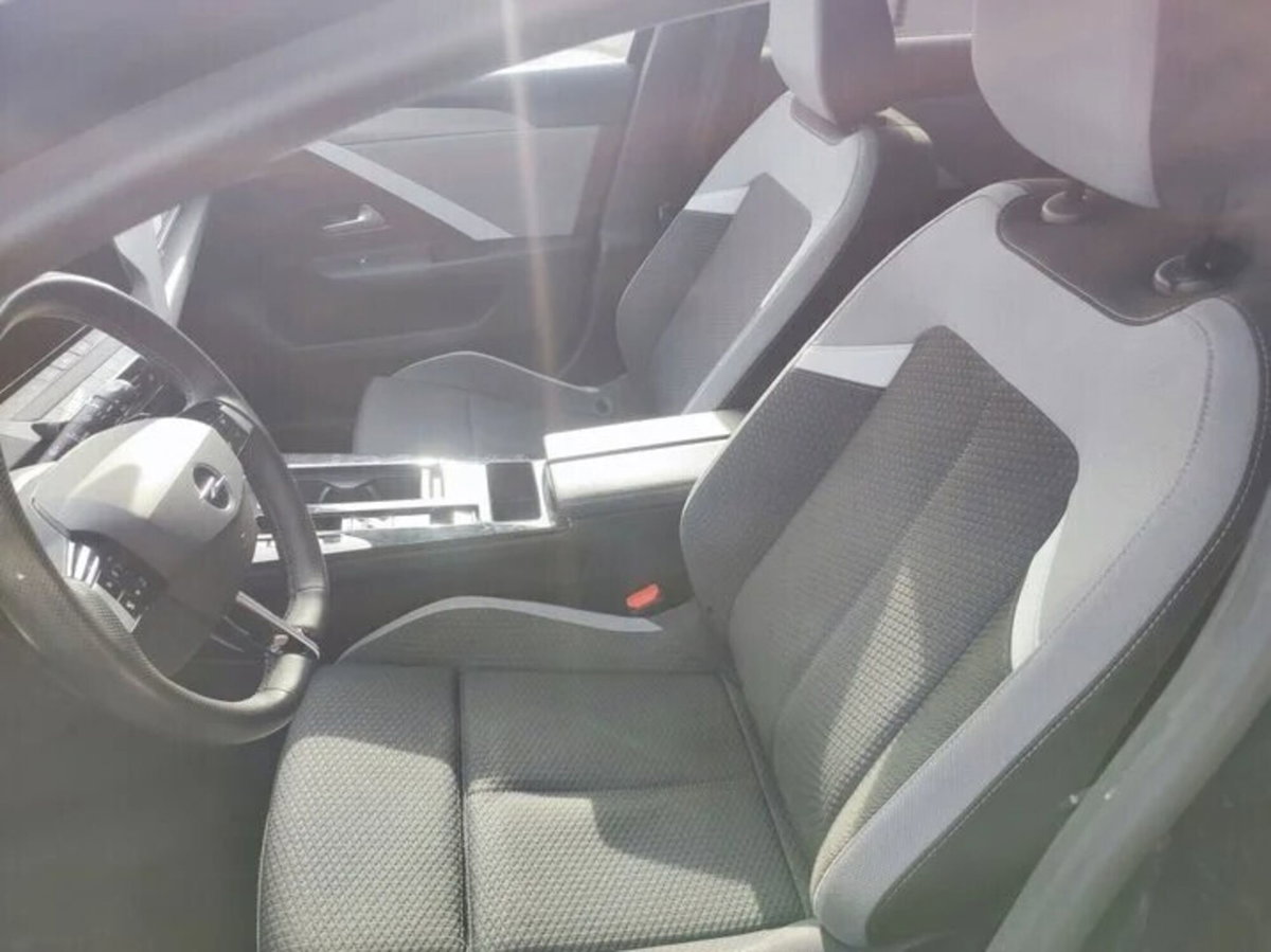Opel Astra 1.5 Turbo Diesel 130 CV Edition (19)