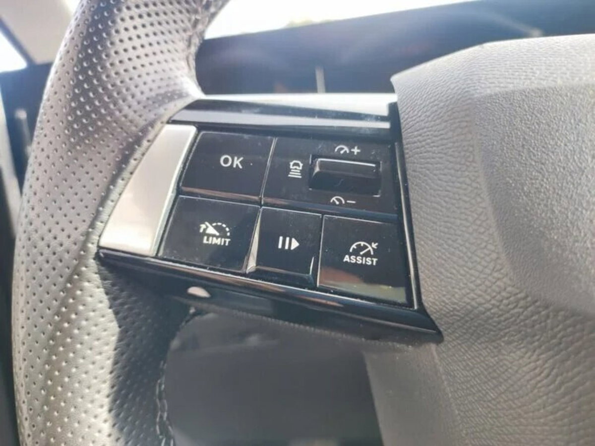Opel Astra 1.5 Turbo Diesel 130 CV Edition (9)