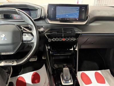 Peugeot 2008 BlueHDi 130 S&S EAT8 GT Pack (12)