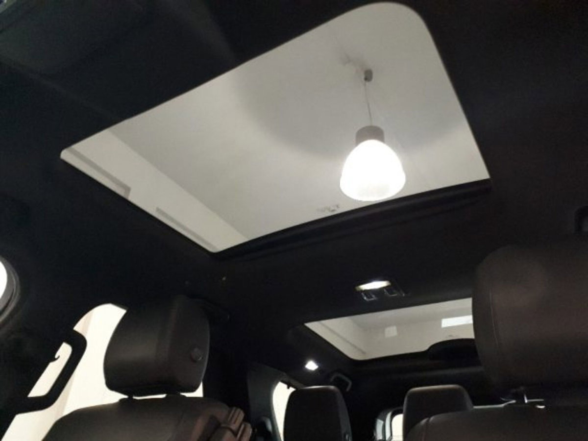 Land Rover Discovery Sport 2.0 SD4 240 CV SE (5)