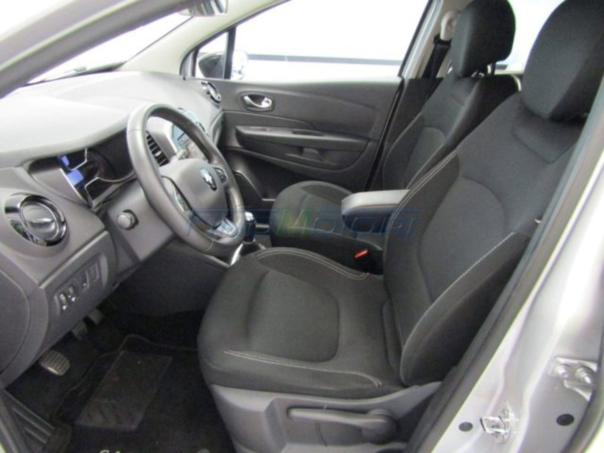Renault Captur dCi 8V 90 CV Business (8)