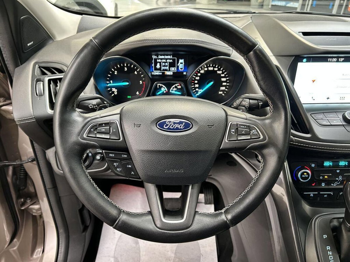 Ford Kuga 2.0 TDCI 180 CV S&S 4WD Powershift Vignale (11)
