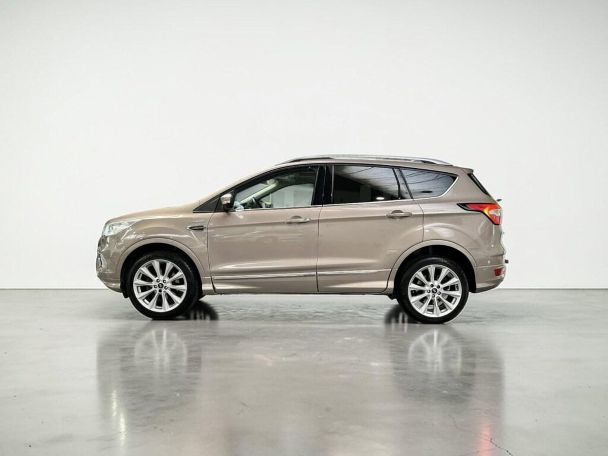 Ford Kuga 2.0 TDCI 180 CV S&S 4WD Powershift Vignale (3)