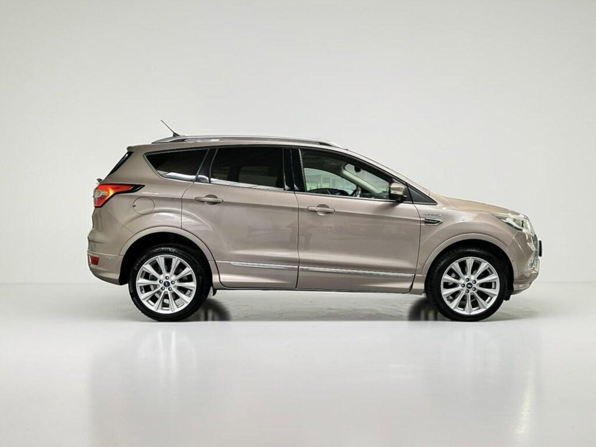 Ford Kuga 2.0 TDCI 180 CV S&S 4WD Powershift Vignale (5)