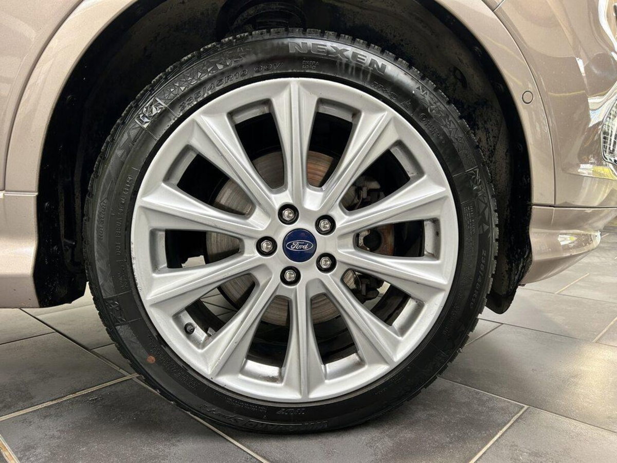 Ford Kuga 2.0 TDCI 180 CV S&S 4WD Powershift Vignale (6)