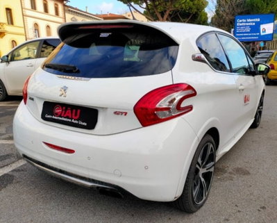 Peugeot 208 THP 200 CV 3 porte GTi (7)