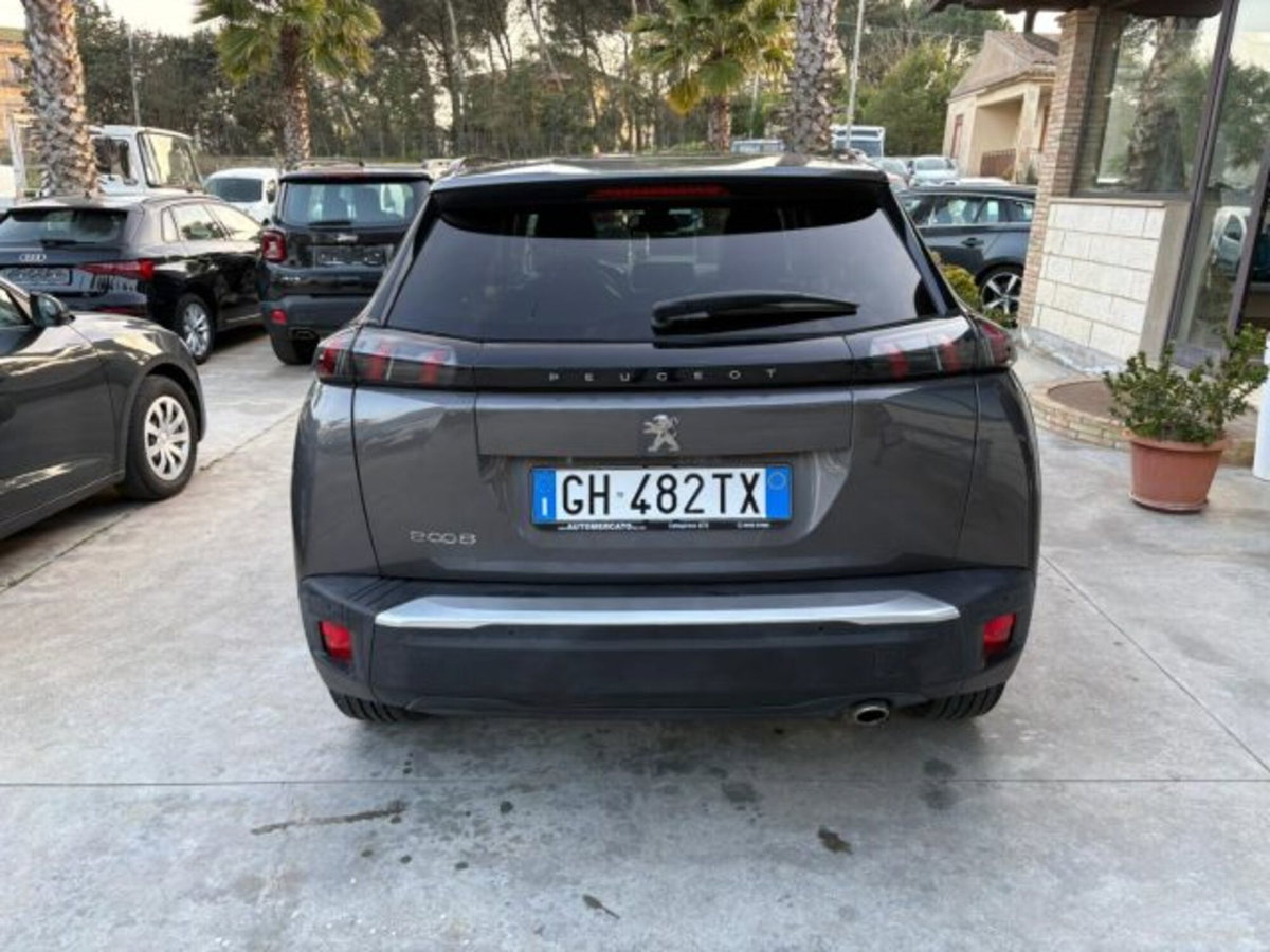Peugeot 2008 BlueHDi 110 S&S Allure (5)