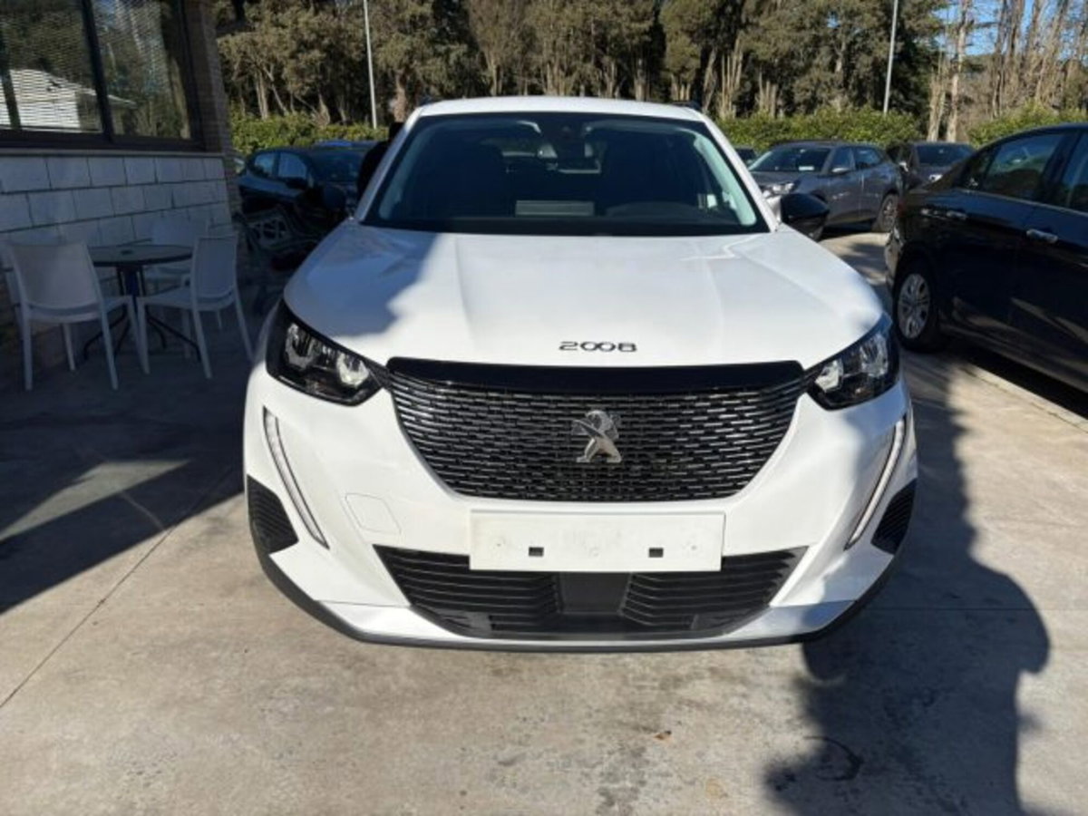 Peugeot 2008 BlueHDi 130 S&S EAT8 Allure Pack (2)