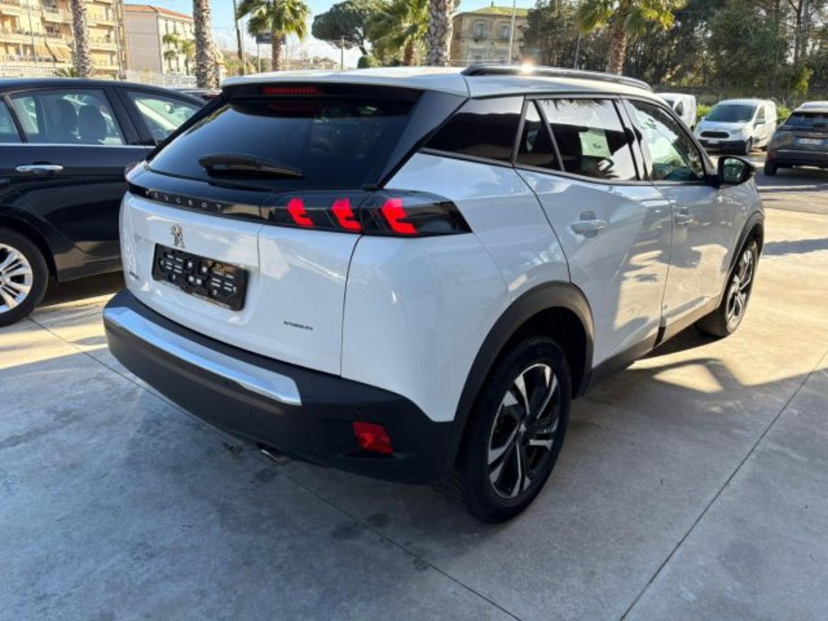 Peugeot 2008 BlueHDi 130 S&S EAT8 Allure Pack (4)