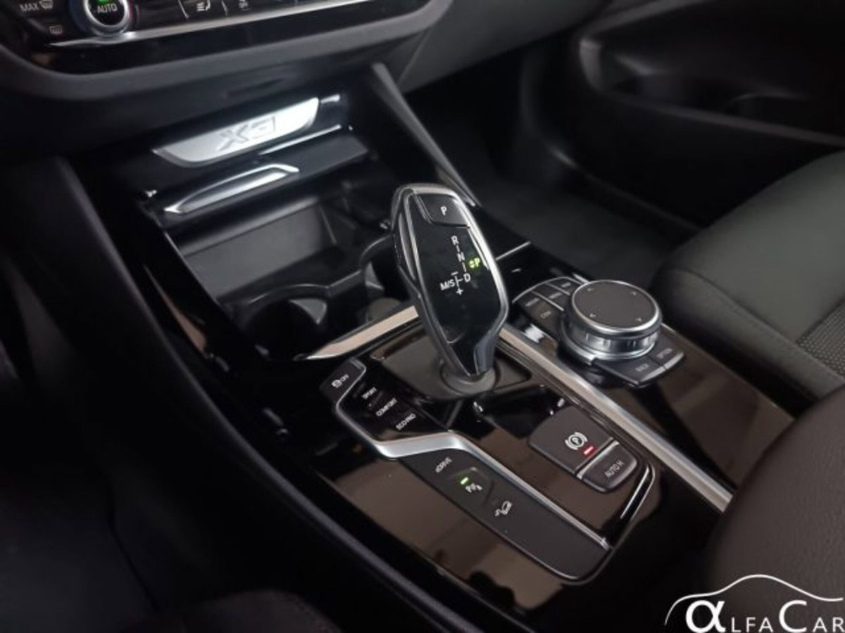 BMW X3 xDrive30e Business Advantage (15)