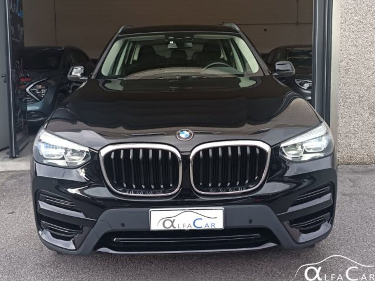 BMW X3 xDrive30e Business Advantage (3)