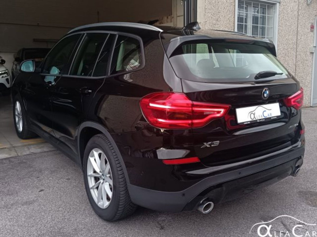 BMW X3 xDrive30e Business Advantage (8)