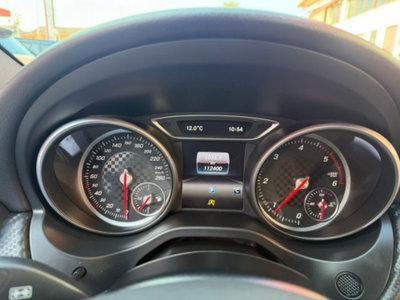 Mercedes-Benz Classe A 180 d Premium (8)
