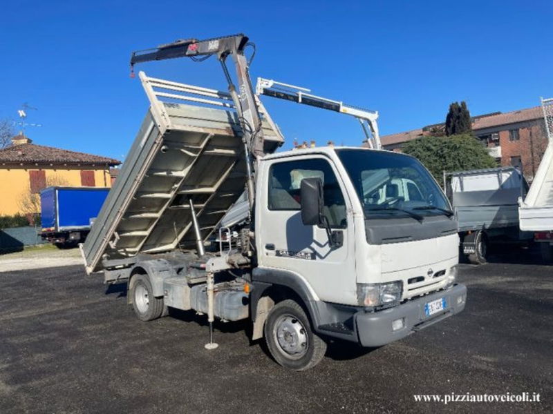 Nissan Cabstar 120.35 3.0 Tdi PC-RG Cabinato SE