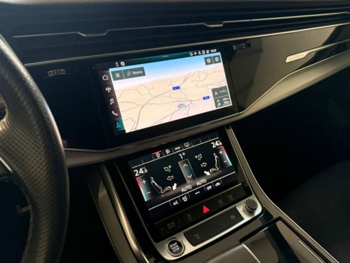 Audi Q8 Q8 50 TDI 286 CV quattro tiptronic Sport (15)