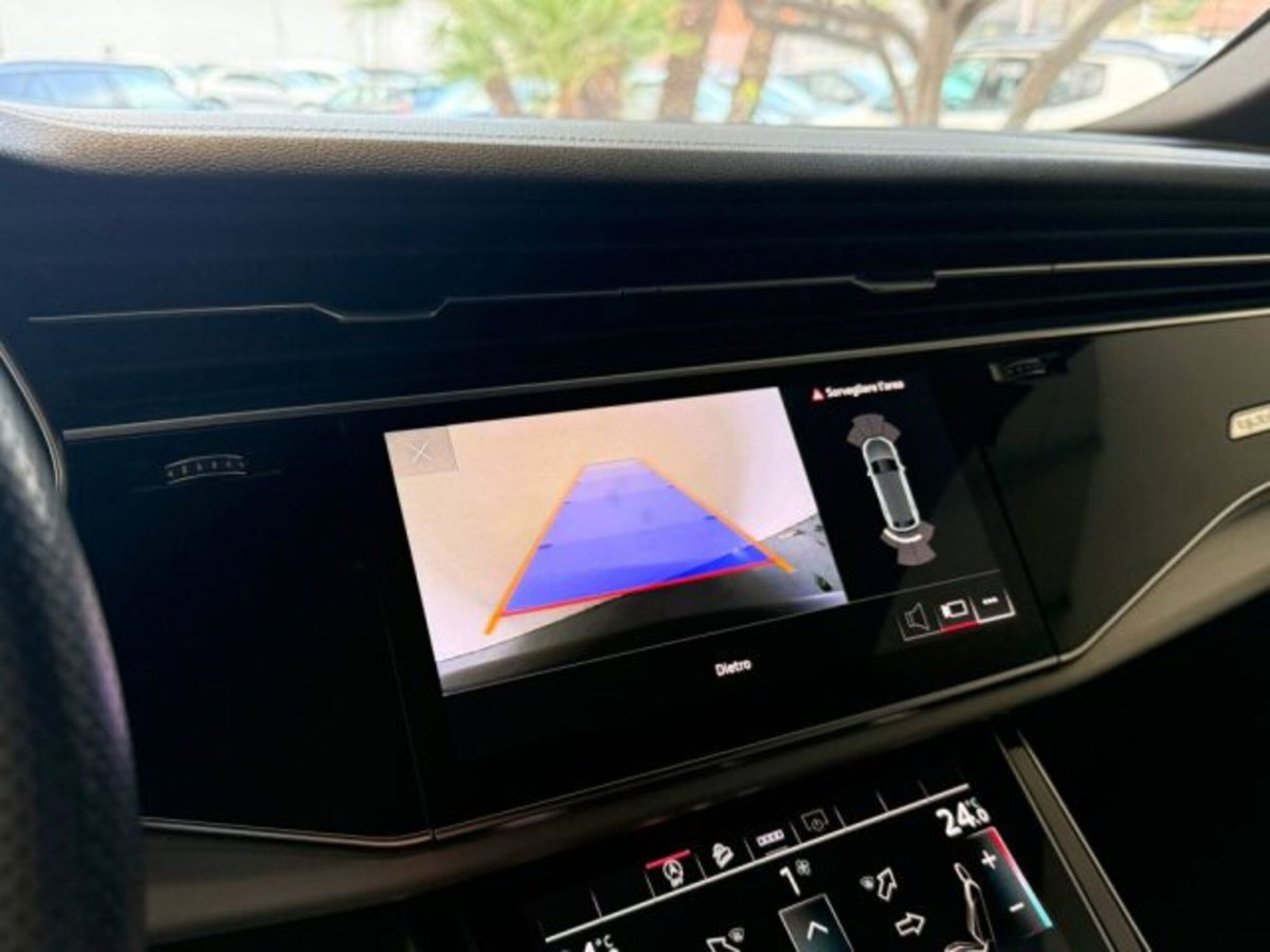 Audi Q8 Q8 50 TDI 286 CV quattro tiptronic Sport (16)