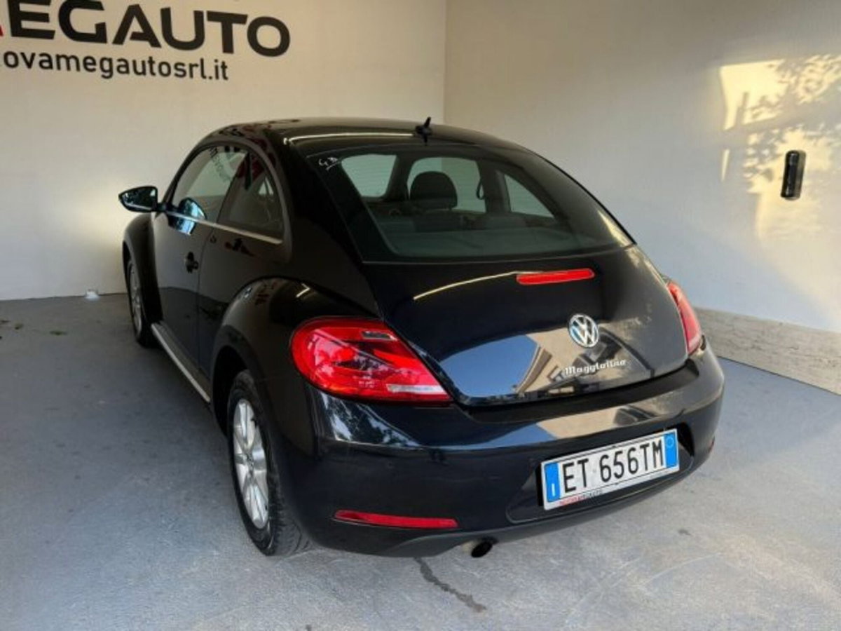 Volkswagen Maggiolino 1.6 TDI Design (7)