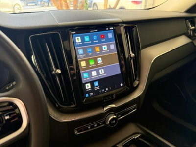 Volvo XC60 B4 (d) AWD automatico Plus Dark (17)