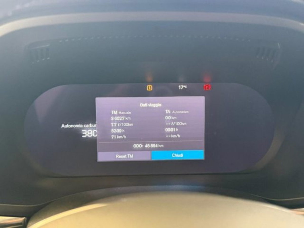 Volvo XC60 B4 (d) AWD automatico Plus Dark (20)
