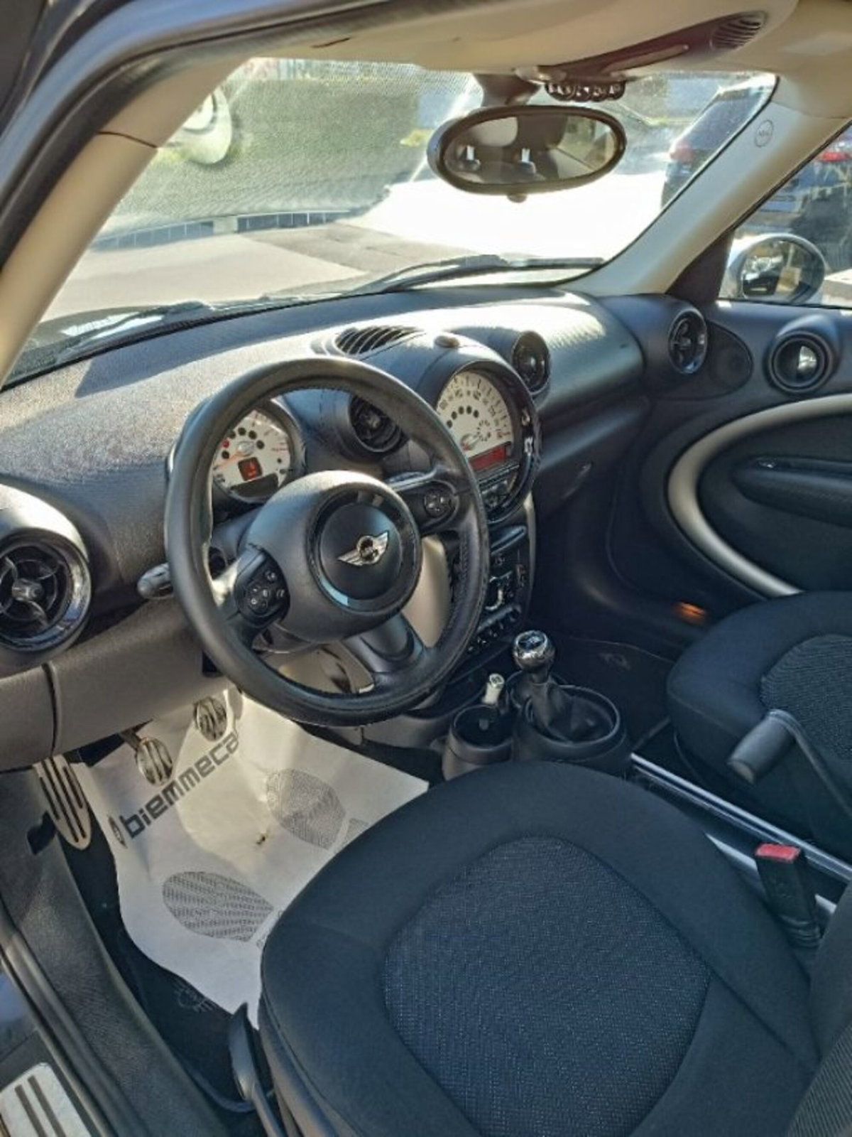 MINI Mini Countryman 1.6 Cooper D Countryman (14)