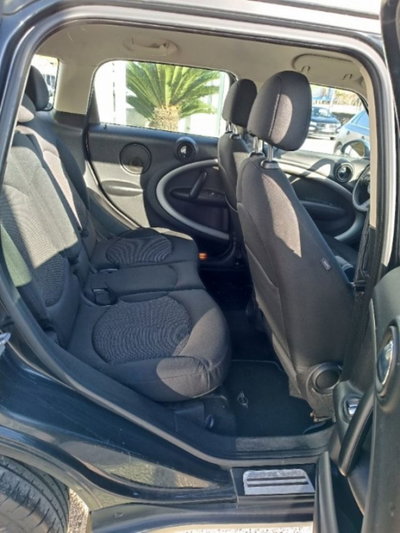 MINI Mini Countryman 1.6 Cooper D Countryman (16)