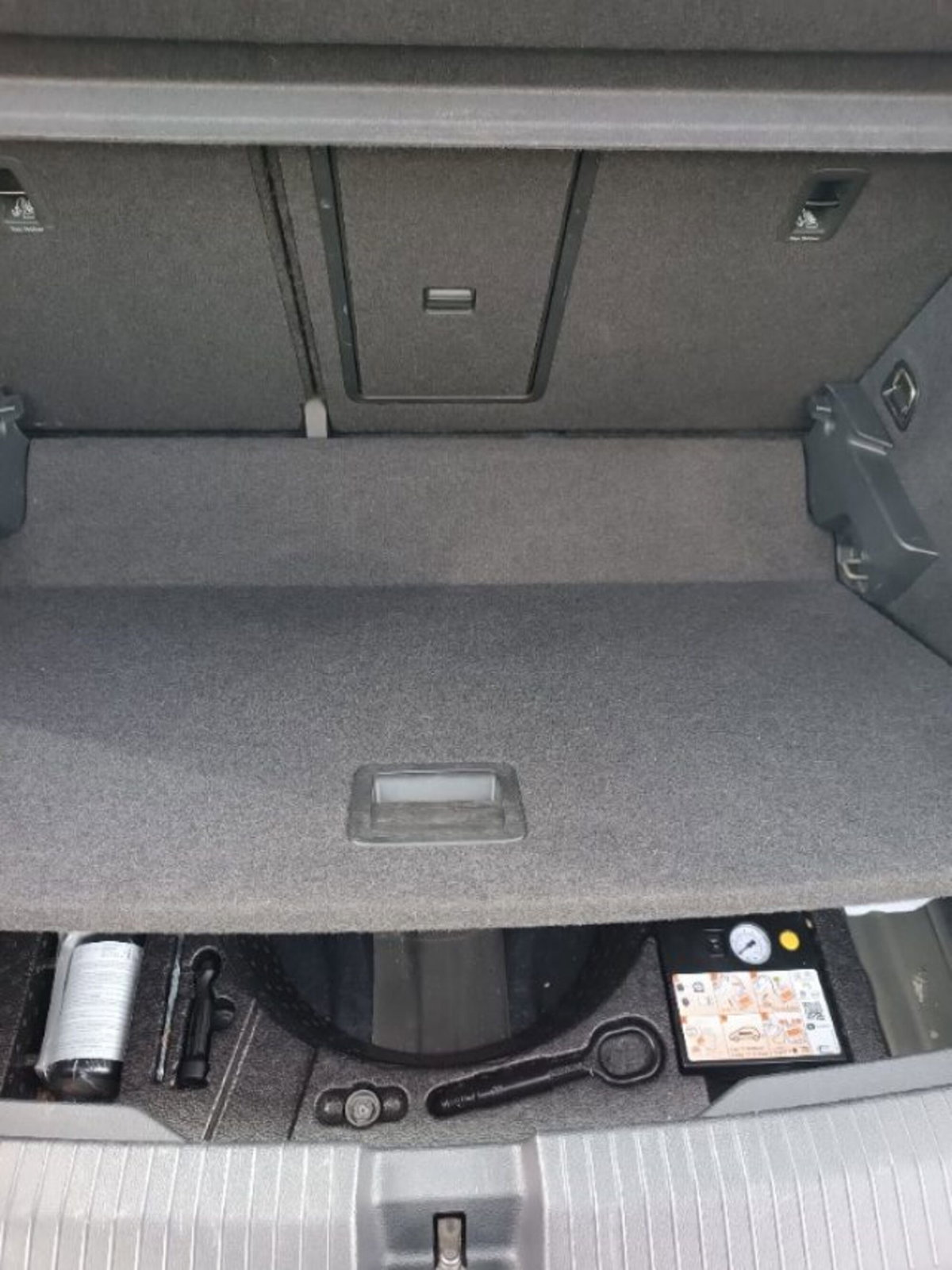 Volkswagen T-Roc 2.0 TDI SCR 150 CV DSG Sport BlueMotion Technology (11)