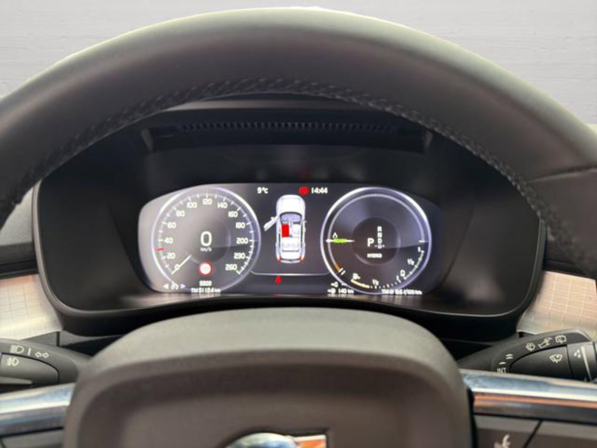 Volvo XC40 T4 Recharge Plug-in Hybrid automatico Core (12)
