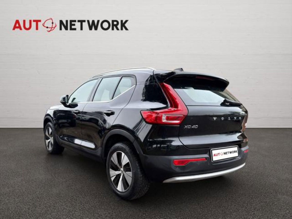 Volvo XC40 T4 Recharge Plug-in Hybrid automatico Core (3)