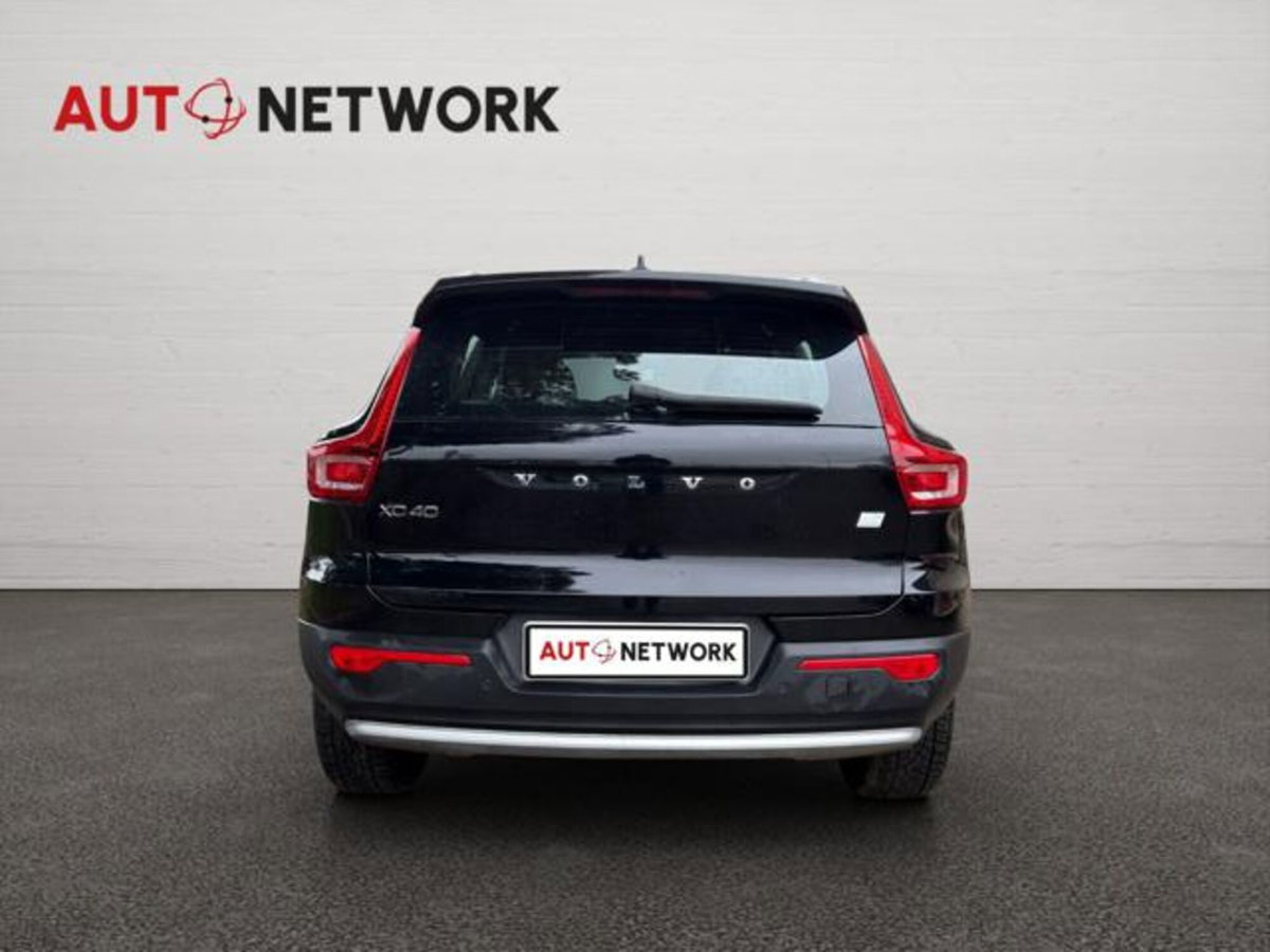 Volvo XC40 T4 Recharge Plug-in Hybrid automatico Core (6)