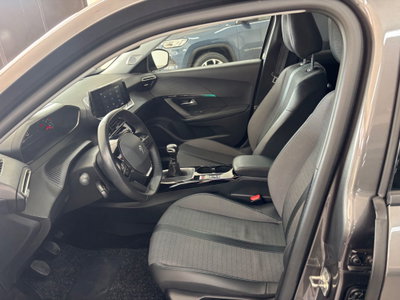 Peugeot 2008 BlueHDi 110 S&S Allure Pack (11)