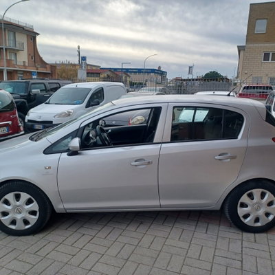 Opel Corsa 1.3 CDTI 75CV 5 porte Enjoy (20)