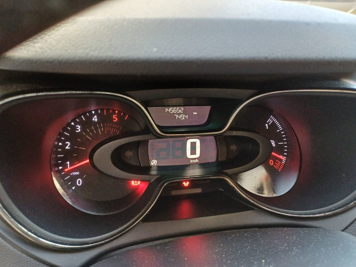 Renault Captur dCi 8V 90 CV Business (17)